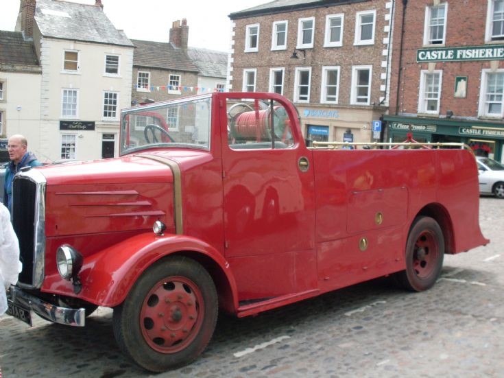 1939 Dennis Four Light/ New World