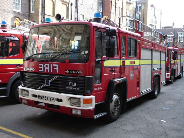 London Volvo DPL985