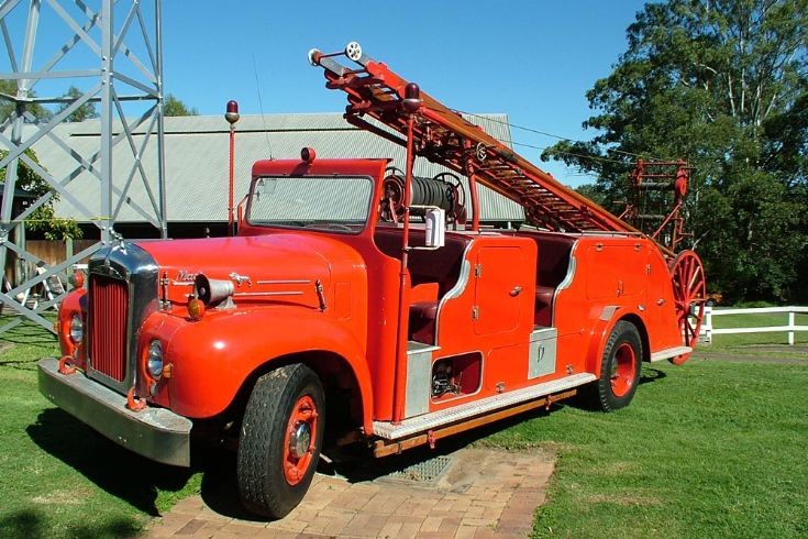 Mack B505 Thermodyne Wheeled Escape