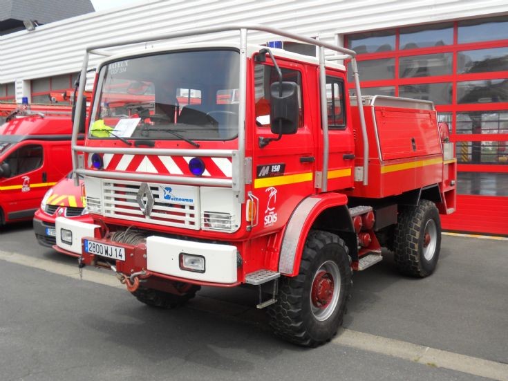 Renault CCF 2800 WJ14