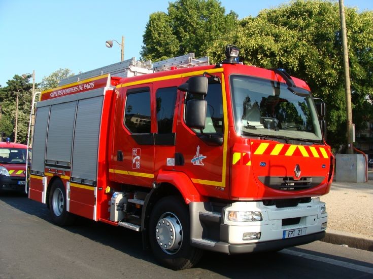 New Renault Pumper Paris FPT 21