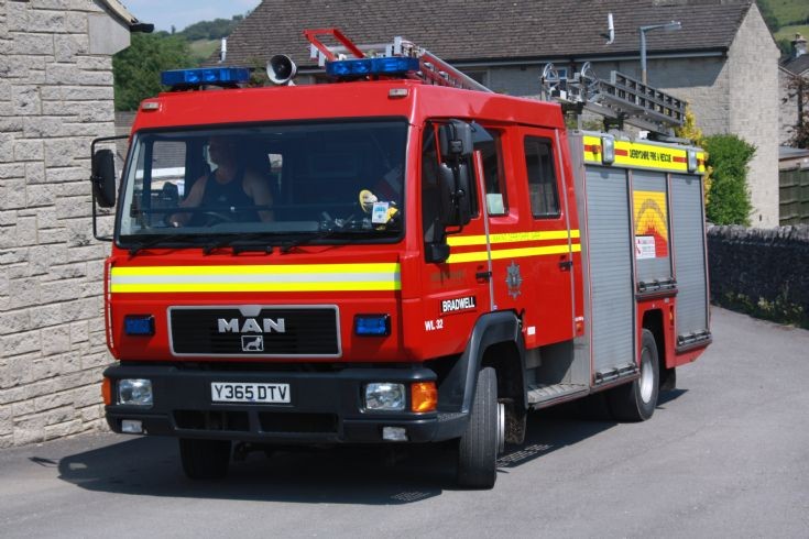 Bradwell Derbyshire FRS  - Y365 DTV