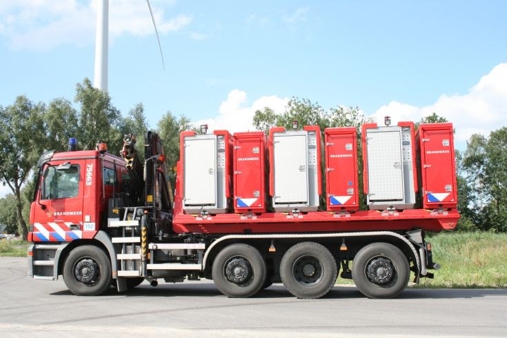 Brandweer Terneuzen Mercedes Prime mover