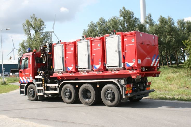 Mercedes Actros Prime mover Terneuzen back