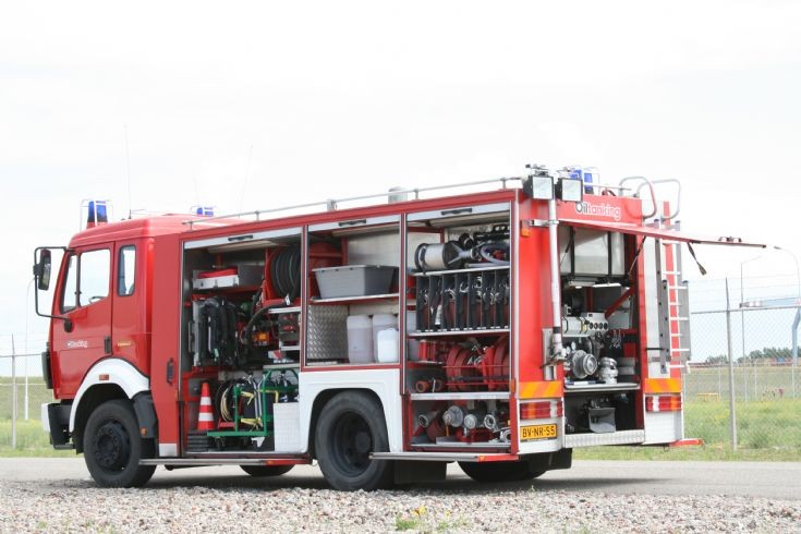 Bedrijfsbrandweer Oiltanking Mercedes back