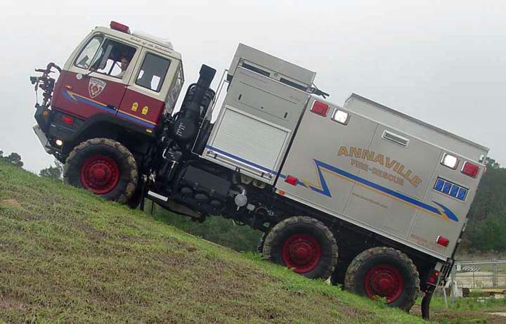Stewart&Stevenson wildland fire truck