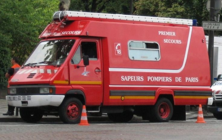 Renault Premier Secours.