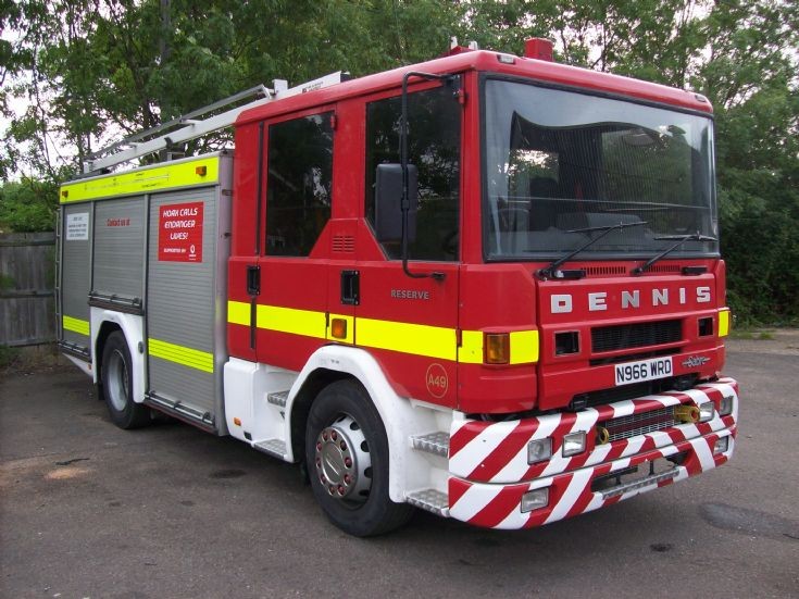 Berkshire Fire & Rescue Dennis Sabre