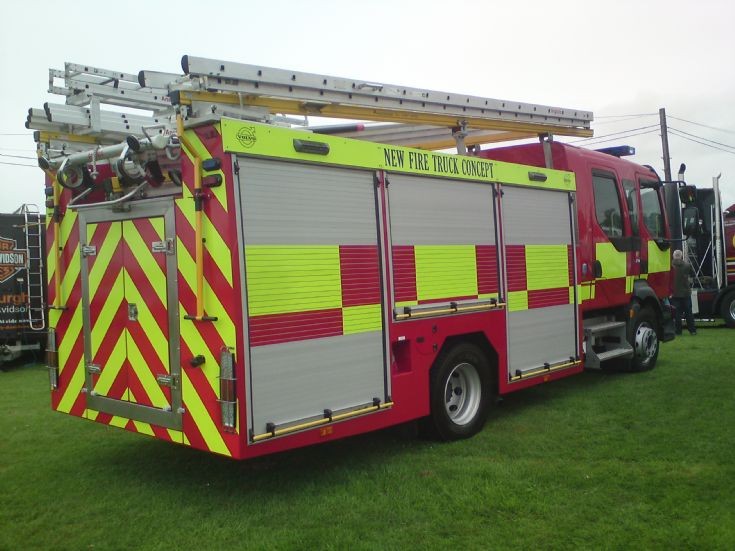 Volvo FL290 demonstrator at Truckfest