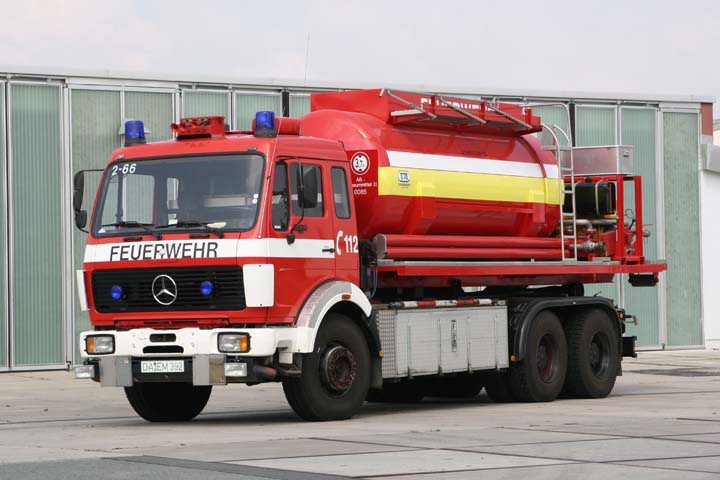 Merck Darmstadt Mercedes Prime mover