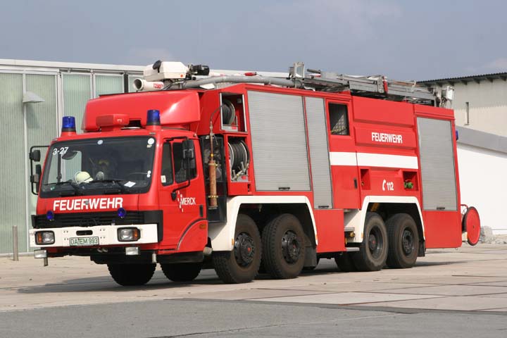 Merck Werkfeuerwehr Mercedes Rosenbauer