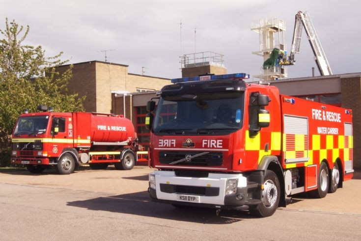 Old  and  New water carrier Kempton Fire station