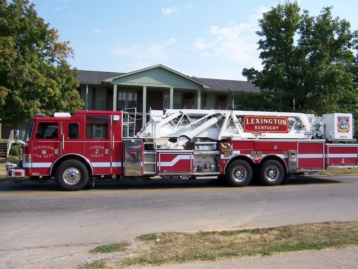 Lexington, Ky Pierce Tower Ladder