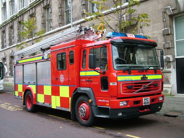 Belfast Volvo PKZ4844