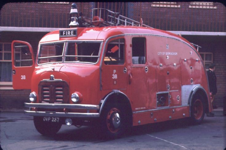 Birmingham Fire brigade Bedford OVP 257