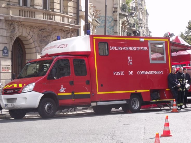 Iveco PC12 of Paris firemen.