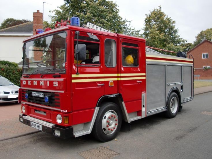 DS153 E806BMJ N/side