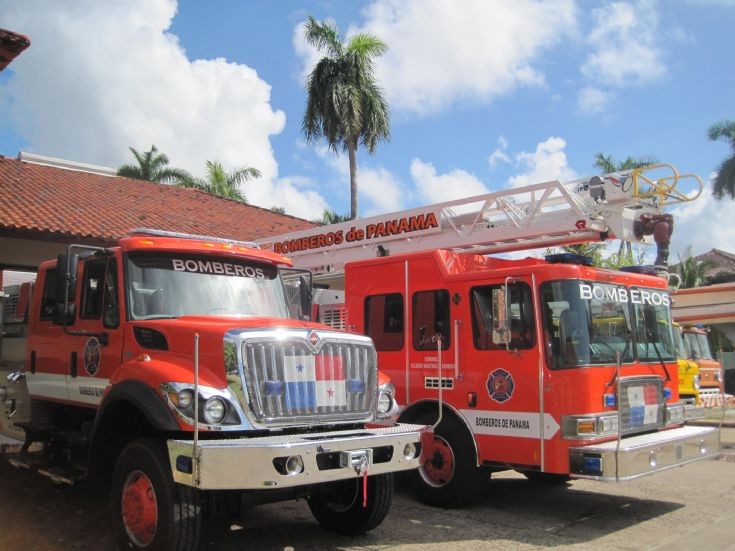 Panama city, Panama. Rosenbauer pumper and aerial.