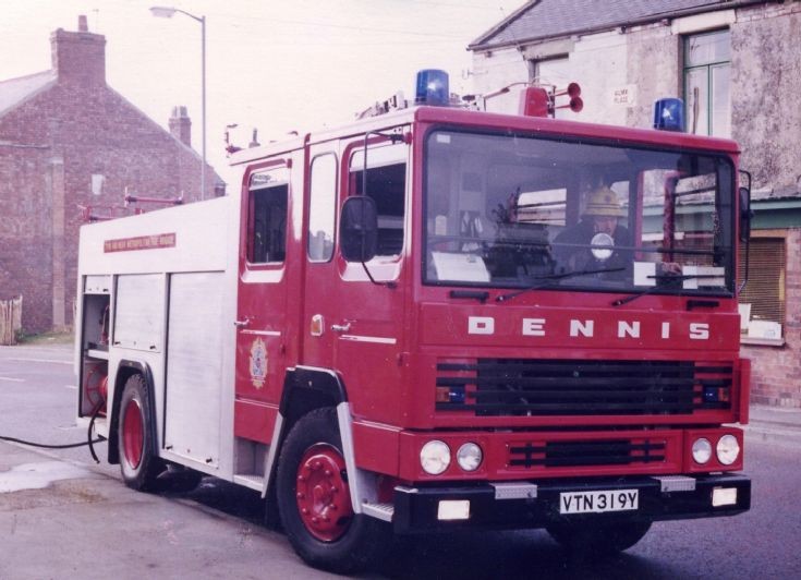 Tyne & Wear Dennis SS WTL VTN 319Y