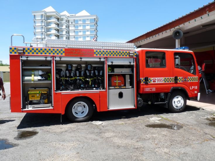Isuzu NPR / SK Fire Light Pumper no.18 (LP18)