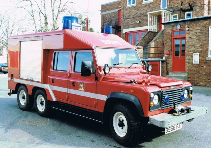E.T Poole, Dorset F.B. 1990. Landrover x6