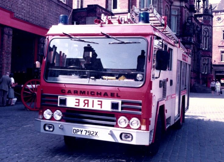 North Yorkshire Bedford/Carmichael WL OPY 792X