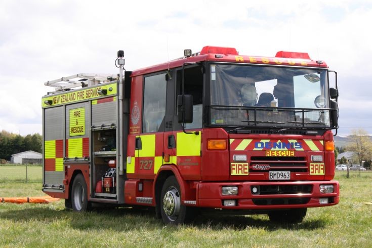 New Zealand Dennis BMD963