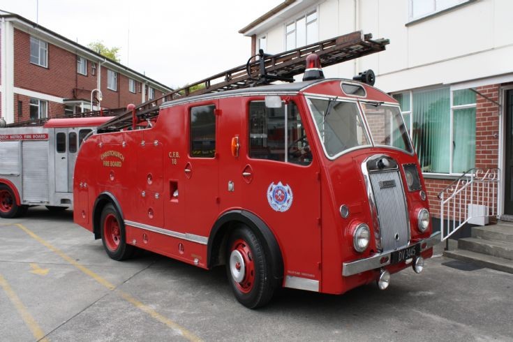 New Zealand Dennis DV3445