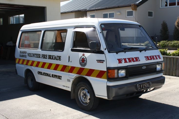 New Zealand Ford - LY1506