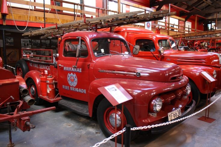 New Zealand Ford - YF6630