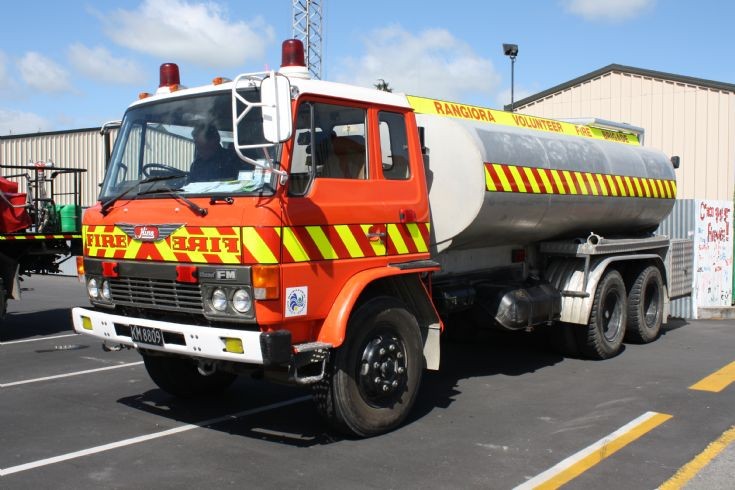 New Zealand Hino - KM8809