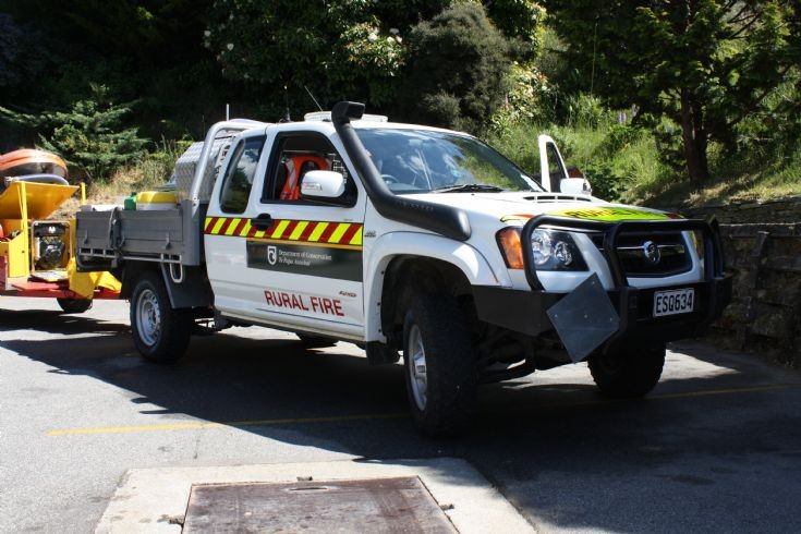 New Zealand Holden - ESQ634