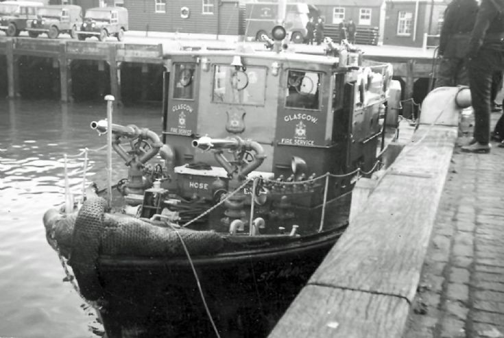 Glasgow Fire Service Fireboat 'St. Mungo'