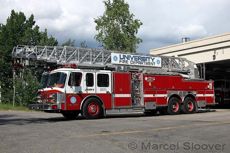 University Fire dept Fairbanks E-One Truck