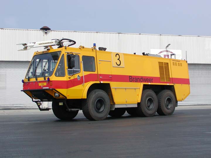 Maastricht Aachen Airport Crashtender 3