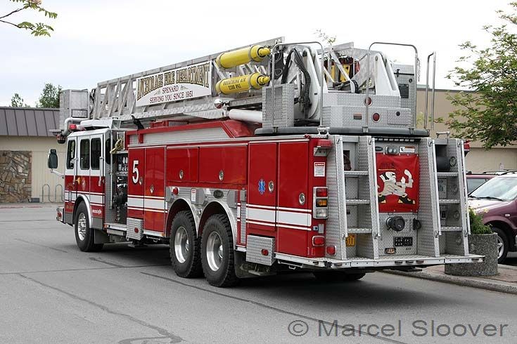 Ladder 5 Spenard Fire station E-One