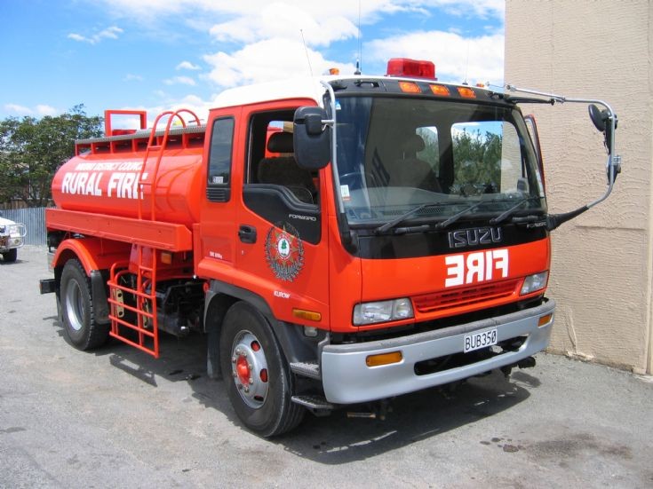 New Zealand Isuzu - BUB350