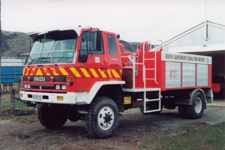 New Zealand Isuzu - YF4715