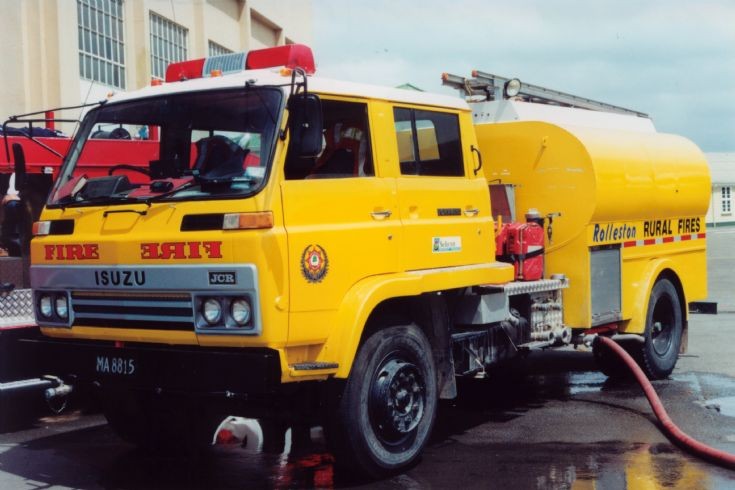 New Zealand Isuzu - MA8815