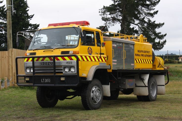 New Zealand 1984 Isuzu - LT2653