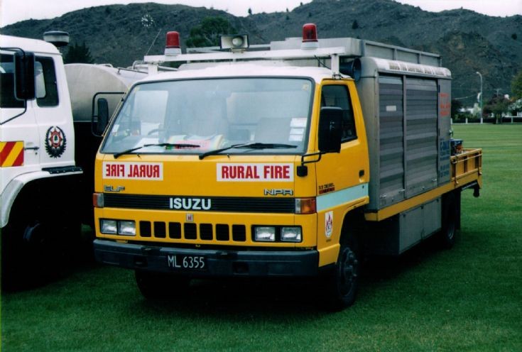 New Zealand Isuzu - ML6355