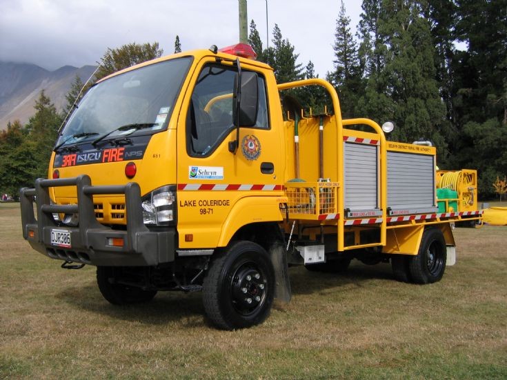 New Zealand Isuzu - DJR306