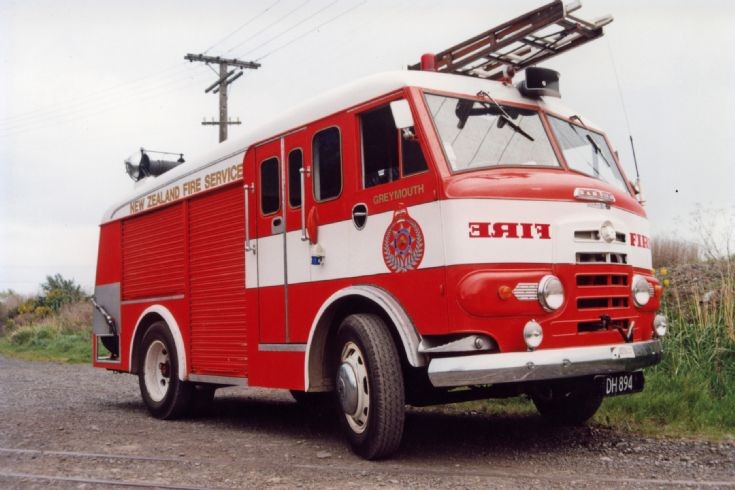 New Zealand Karrier - DH894