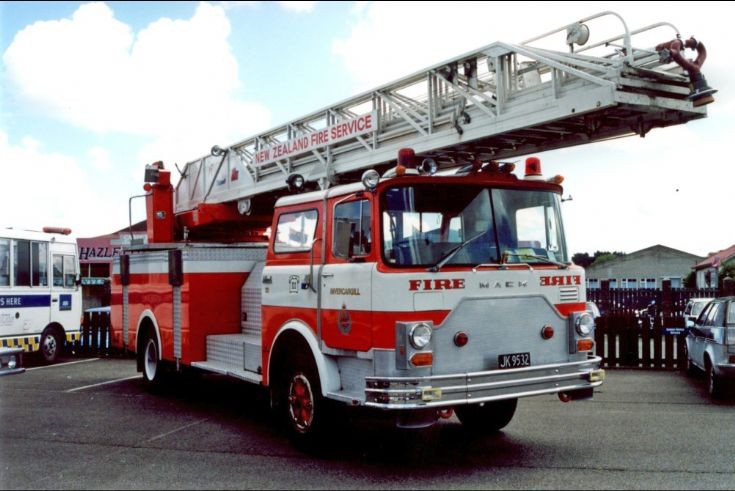 New Zealand Mack JK9532