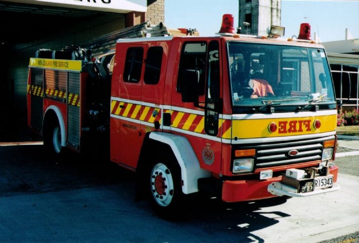 New Zealand Iveco RI5343