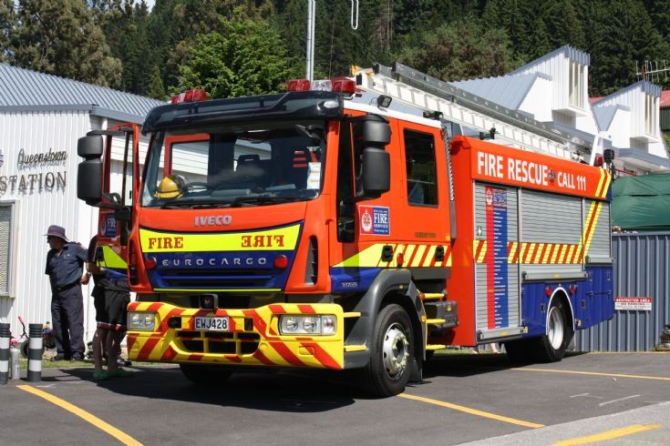 New Zealand Iveco EWJ428