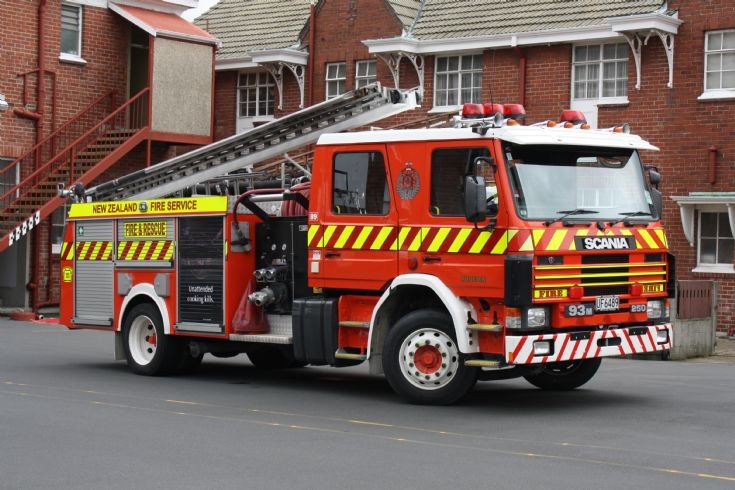 New Zealand Scania UF6489