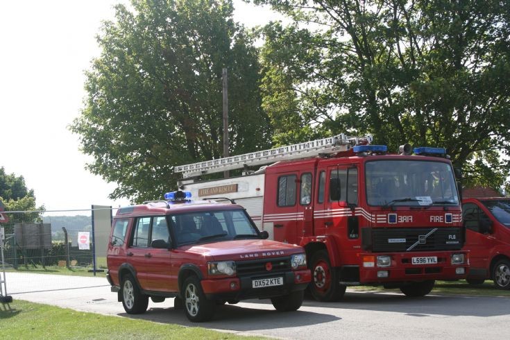 Volvo & Landrover DX52 KTE L596 YVL