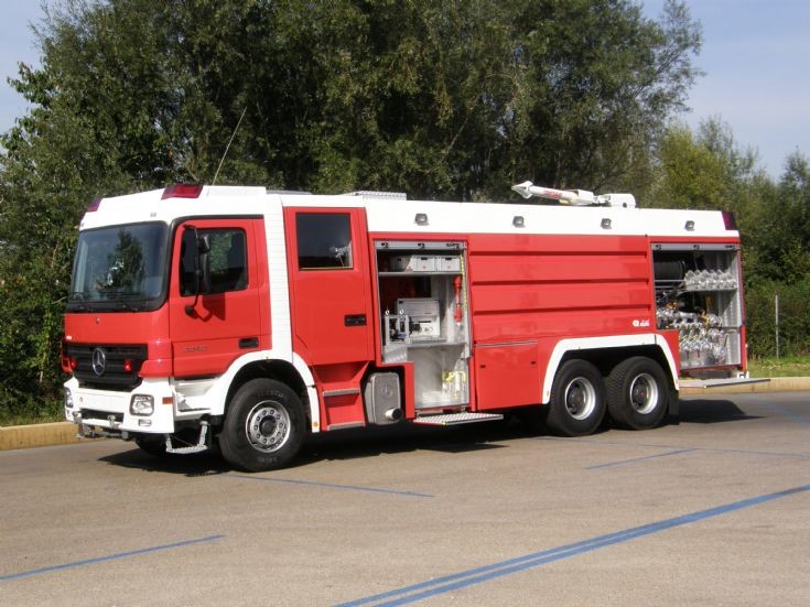 ULF 7000/3000/500 „Dubai Port World“
