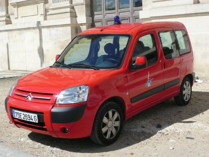 Citroen Berlingo of Paris firemen.